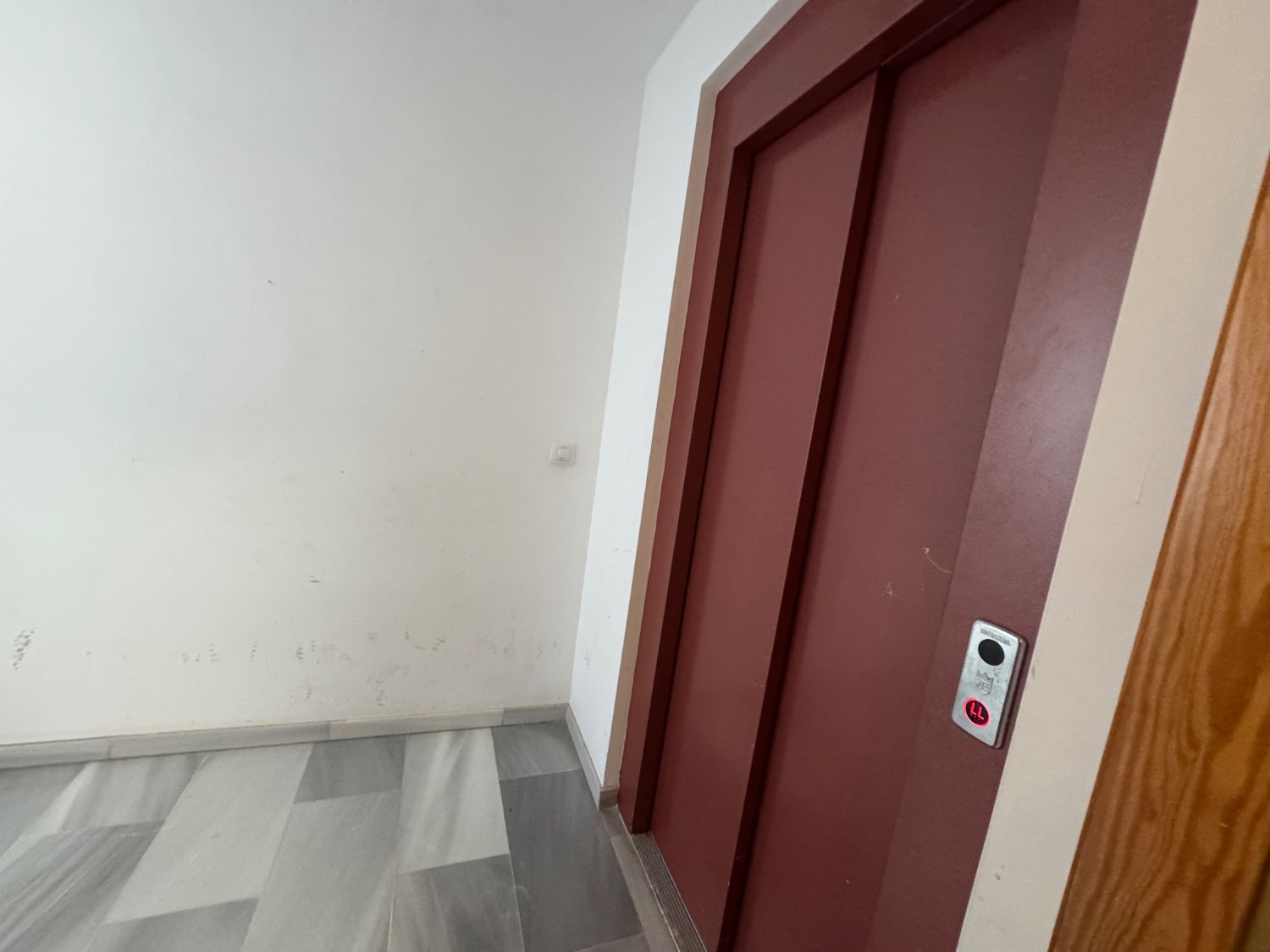 Se vende un piso en santa Adela Motril playa poniente