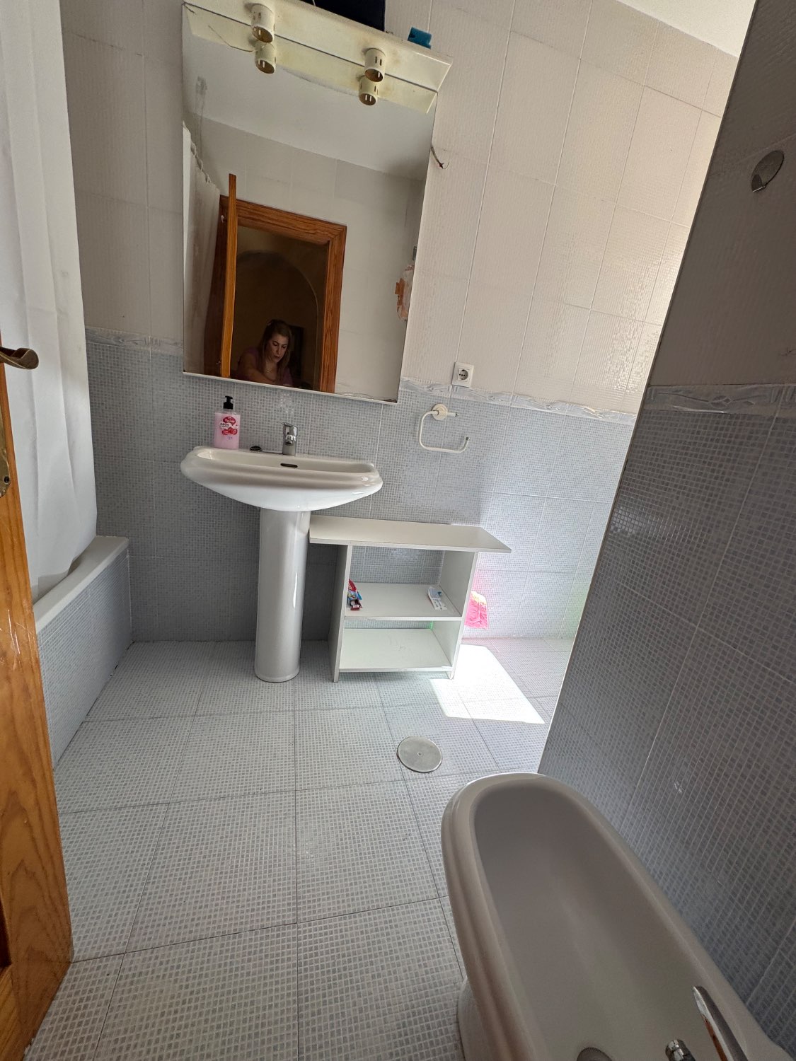 Se vende un piso en santa Adela Motril playa poniente