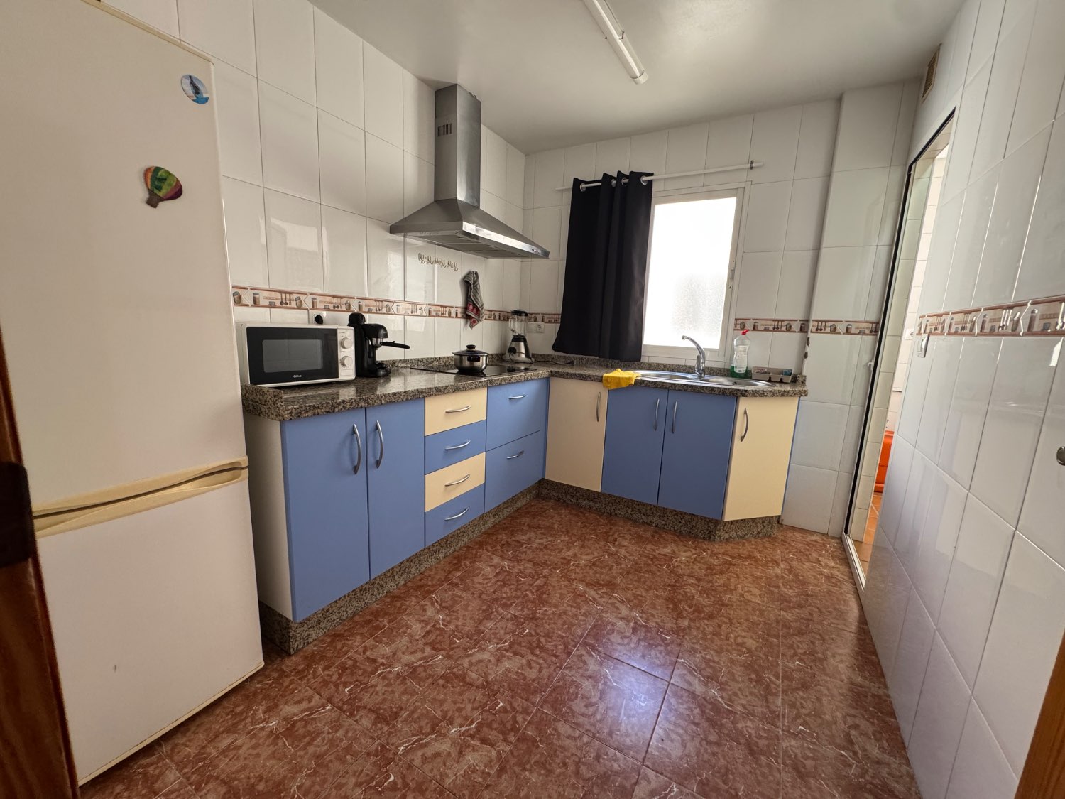 Se vende un piso en santa Adela Motril playa poniente