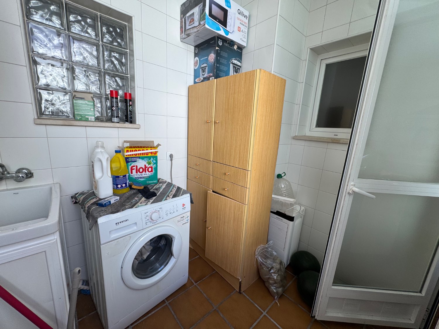 Se vende un piso en santa Adela Motril playa poniente