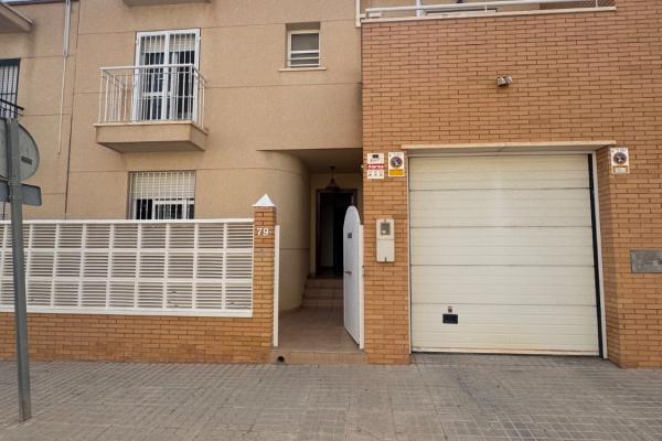 Se vende un duplex en el ejido Almería